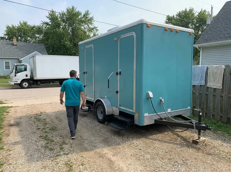 Mobile Shower Trailers in Palmyra, WI